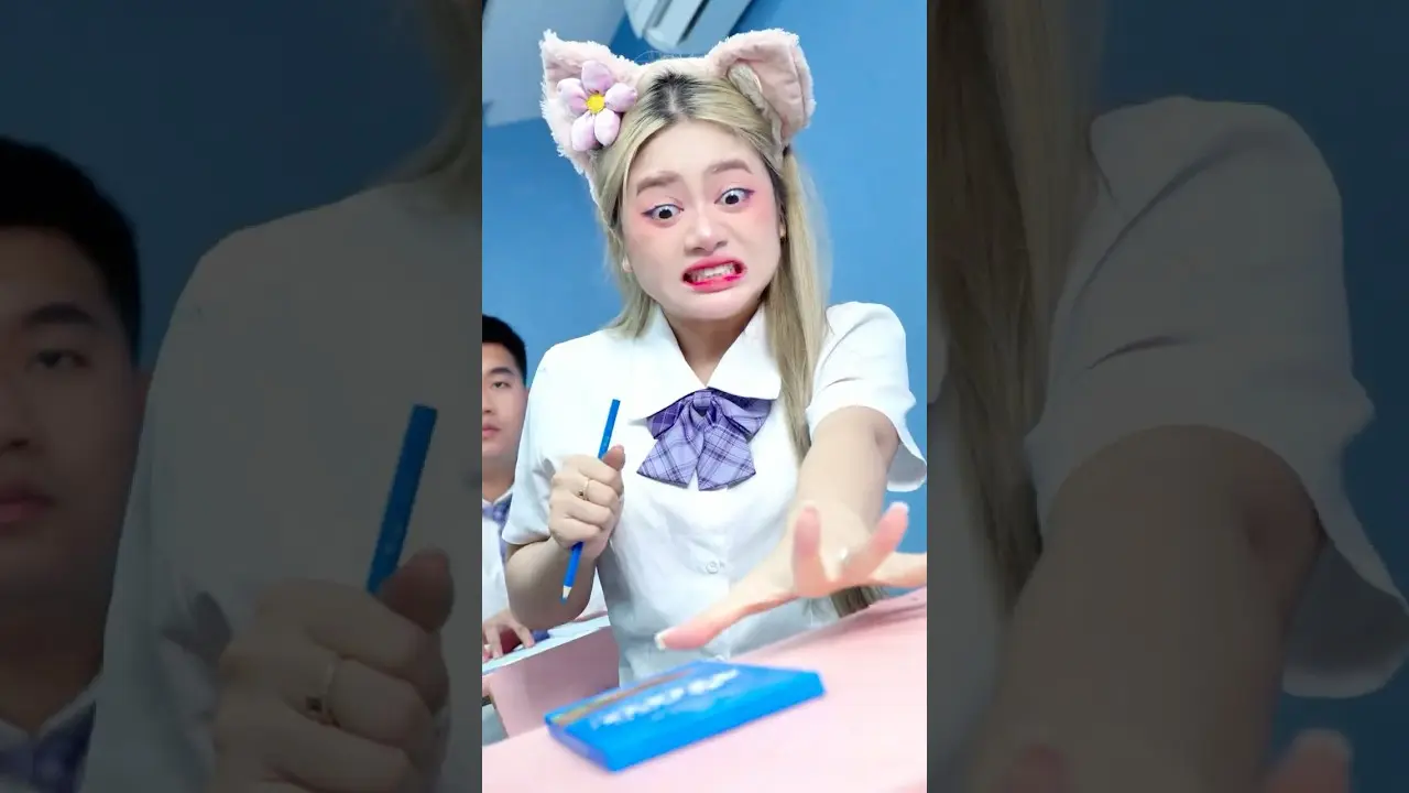 😂🔥 The Teacher Was Completely Fooled #lilymeow #lilymiumiu #couplegoals #schoolcrush #schooldrama