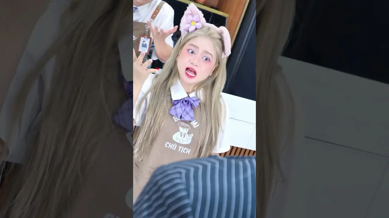 😂📱 Gen Z Trend vs  Grandpa Trend   #lilymeow #lilymiumiu #couplegoals #schoolcrush