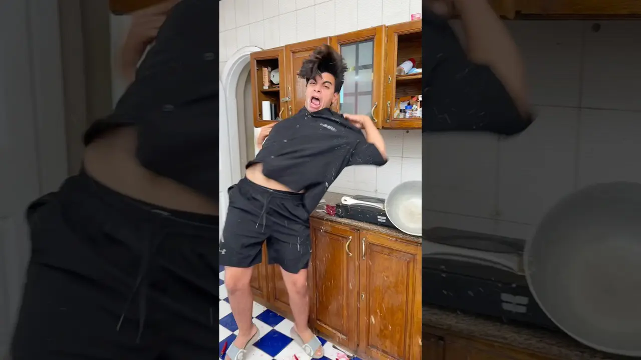 لما اعمل اكل و امي موجوده 😭