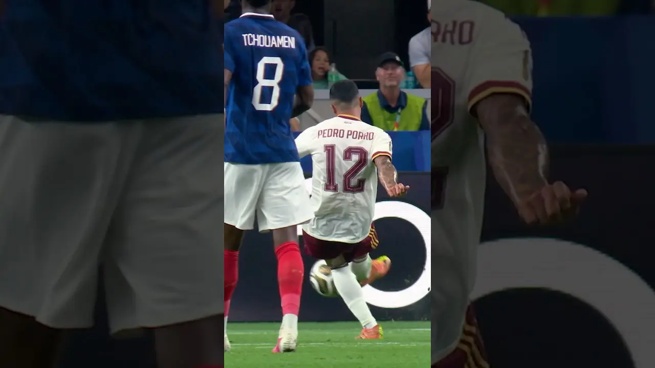 A huge moment from Pedro Porro with Spain. 💪 🇪🇸 u#FIFAWorldCupOnYT