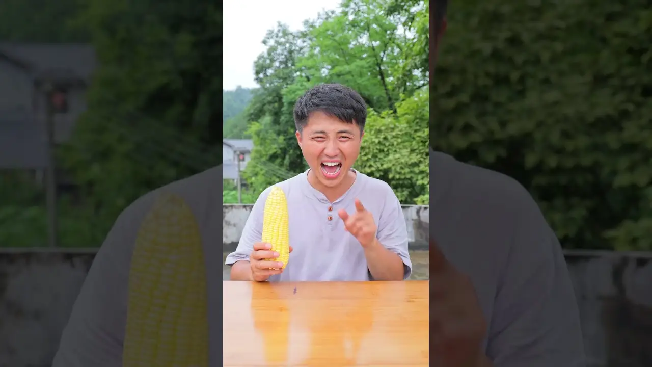 Songsong and Ermao compete to make popcorn🍿
