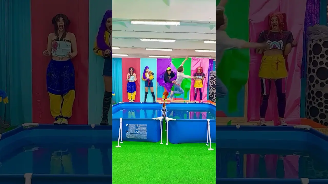 Кто выиграет и не упадет в воду ?😝