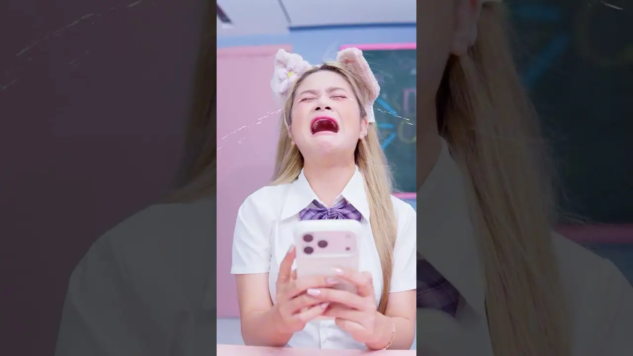 😳🌸 Why Is She Crying So Much? #lilymeow #lilymiumiu #couplegoals #schoolcrush #schooldrama