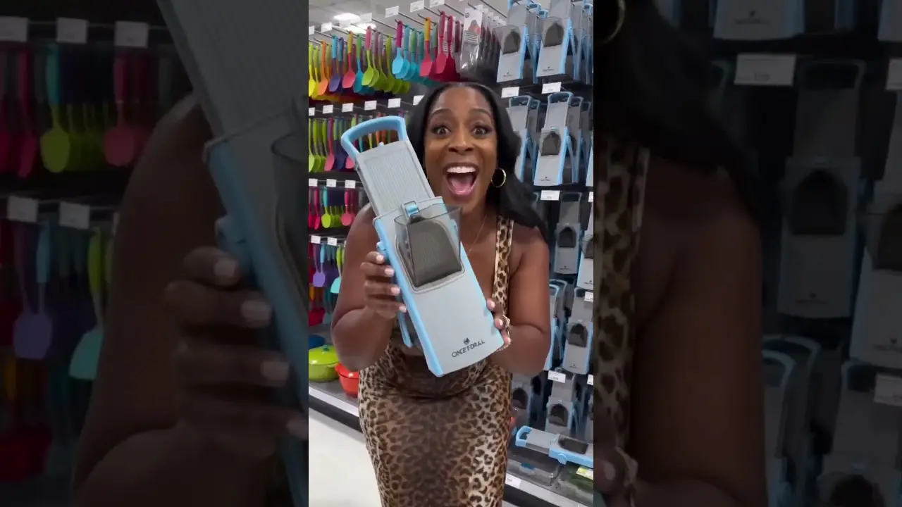 She Had a Kid on Her Back and Still Finished the Whole Store Before Anyone Else 😤🛒