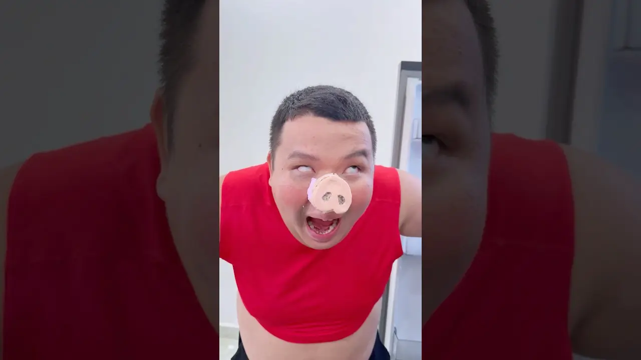 Diaper Scout has turned into a pig!😱🐷 おむつスカウトが豚に変身した！