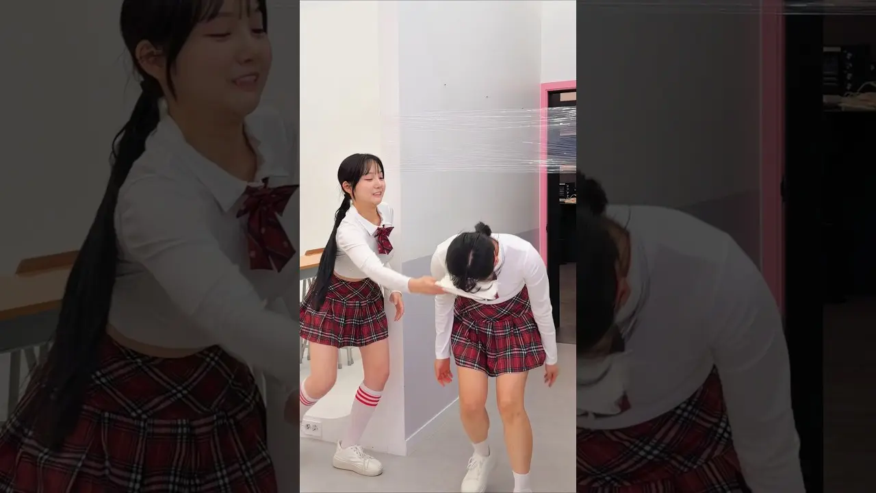 친구에게 생크림을 먹여 주고 싶어요