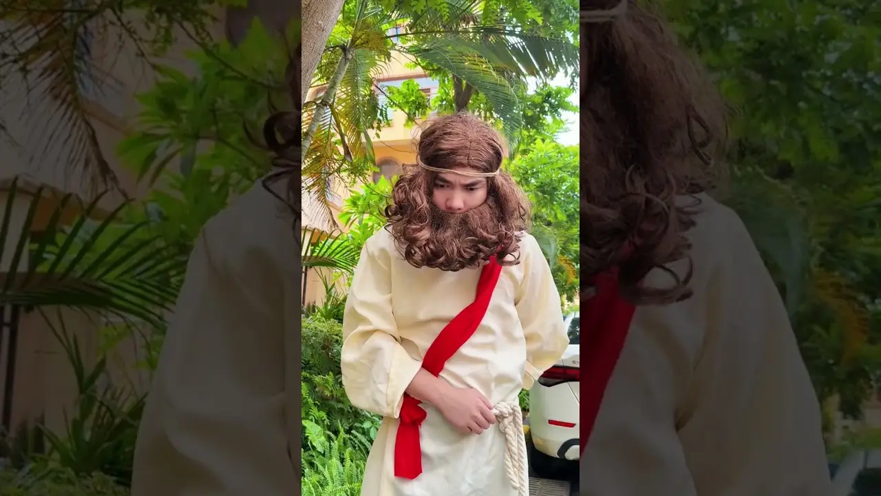 Rumi turned into a giant#Jesus#christ#Daemon