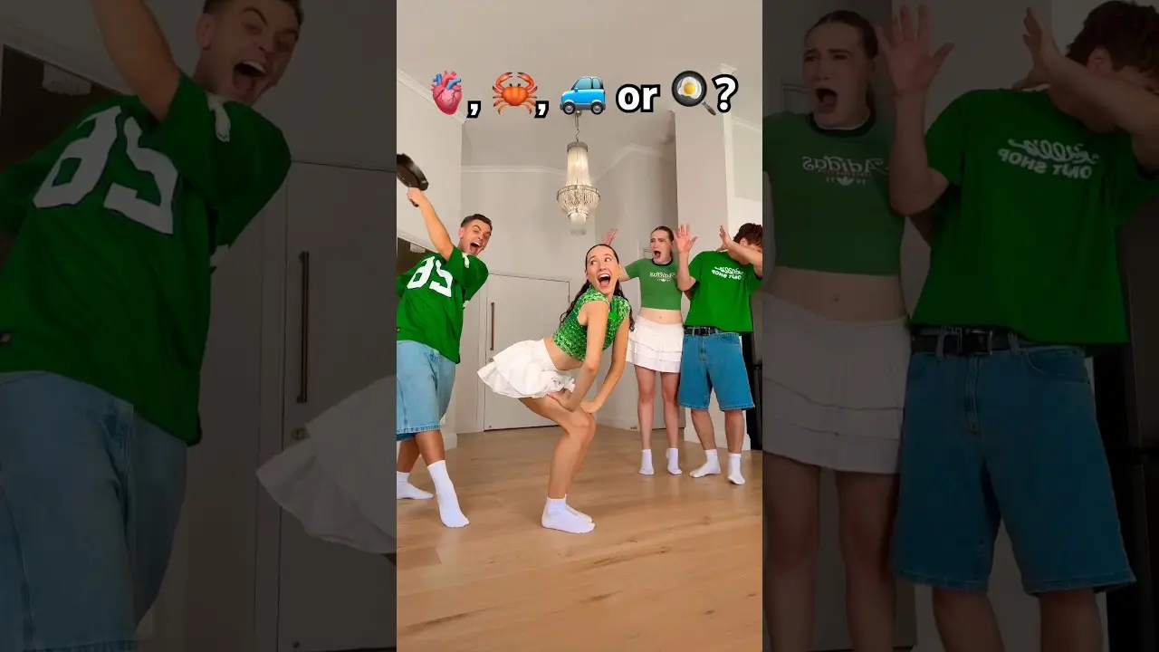 SUBSCRIBE SO YOU CAN SEE US AGAIN! 🥰🩷 #funny #dance #viral