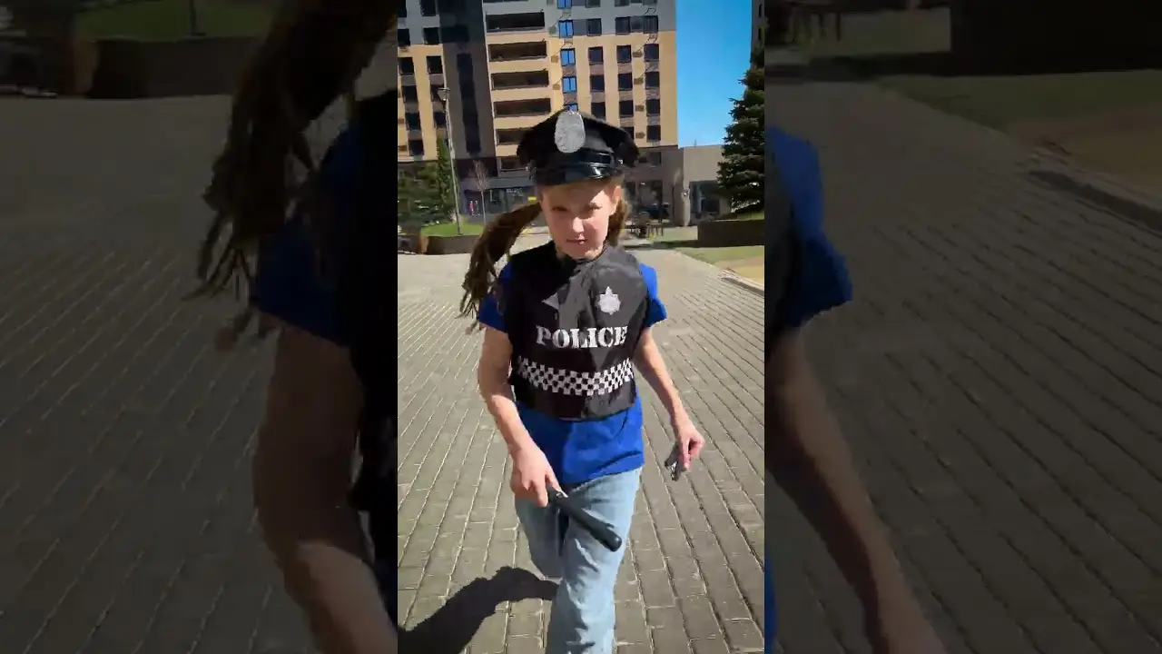 🧱 The Thief Couldn’t Run Far! #shorts #story