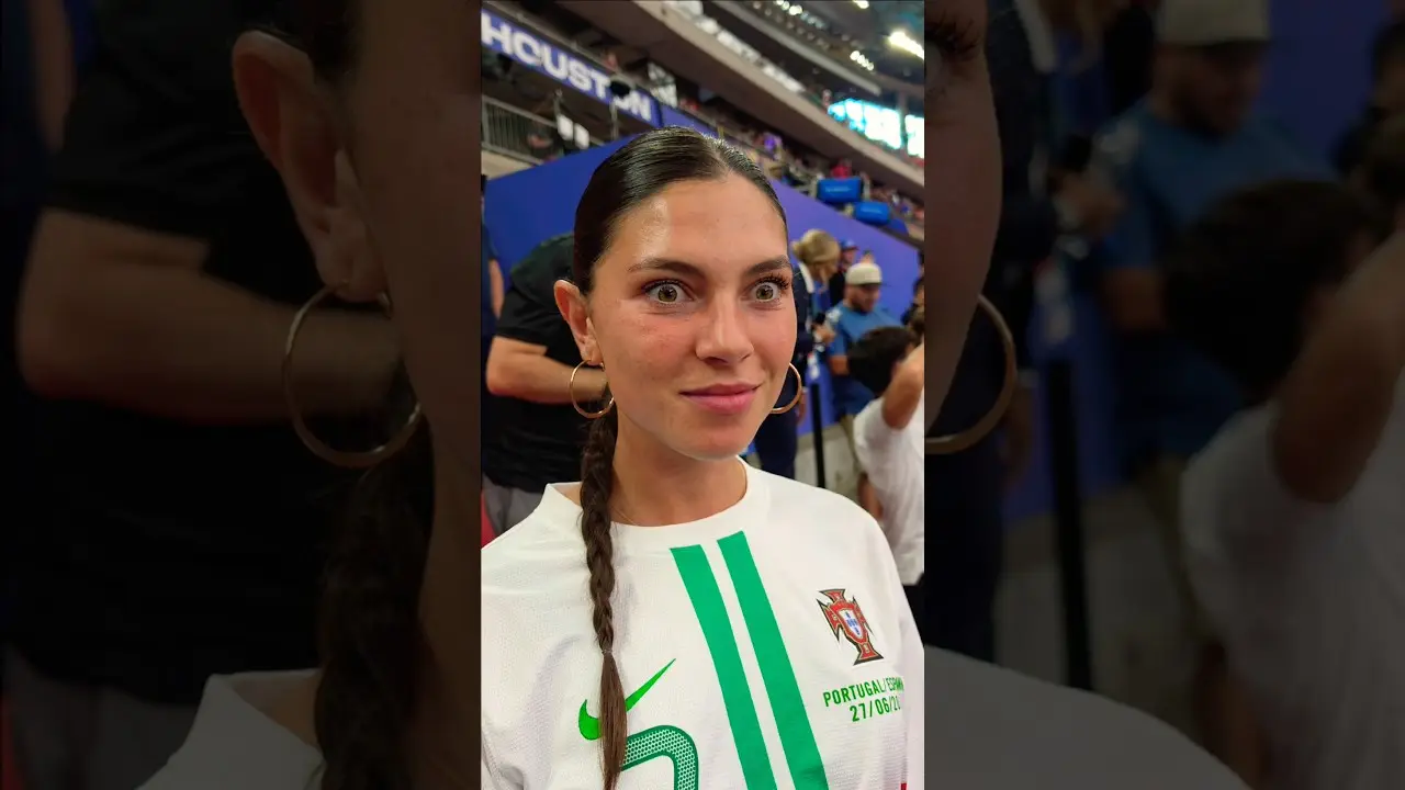 When You See Ronaldo At The World Cup 😳